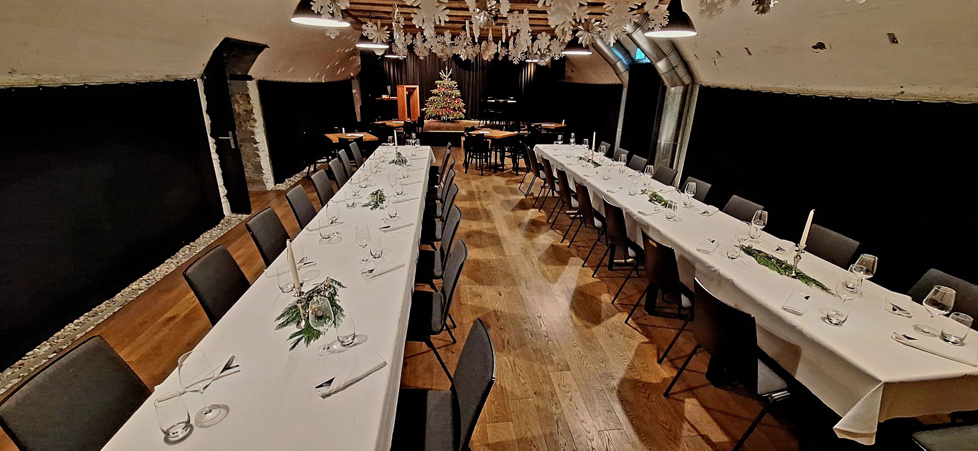 Teamquiz Kreuz Herzogenbuchsee von vorne quer.jpg