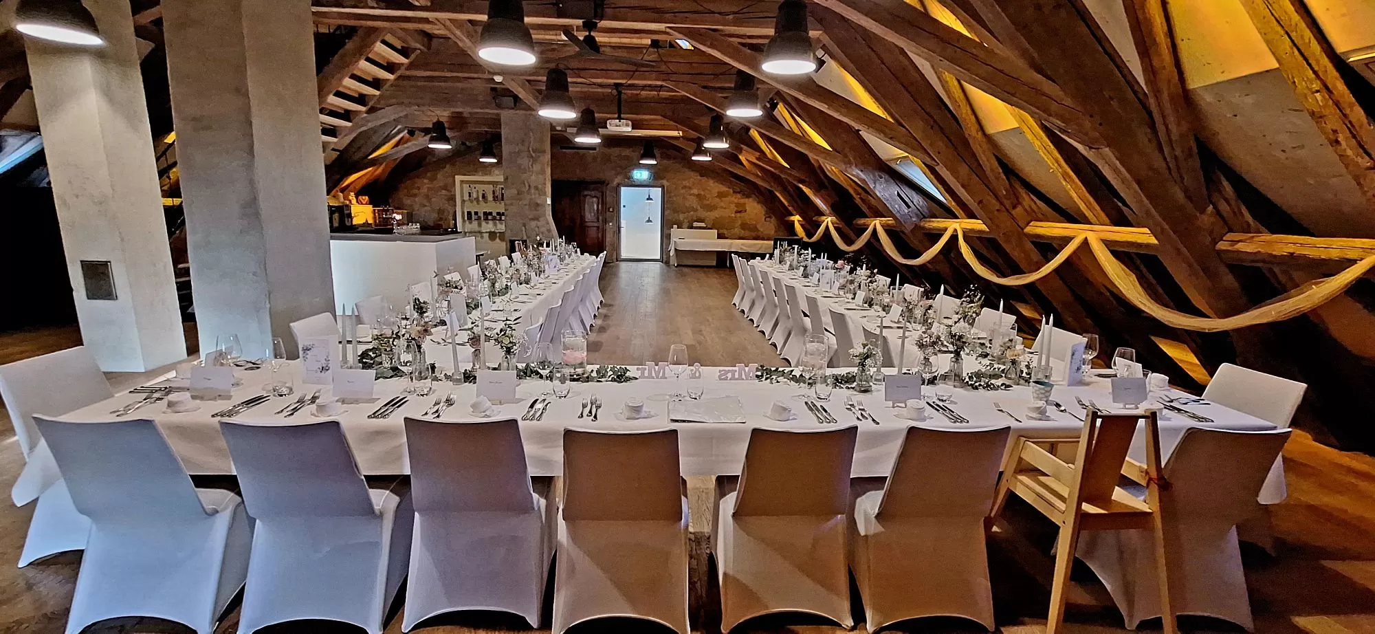 Hochzeit Saal.jpg