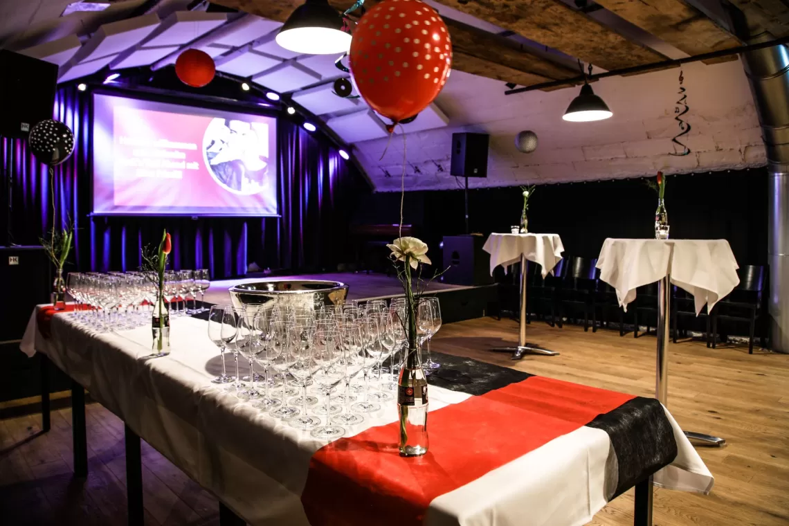 Apéro und Feier im Kulturkeller