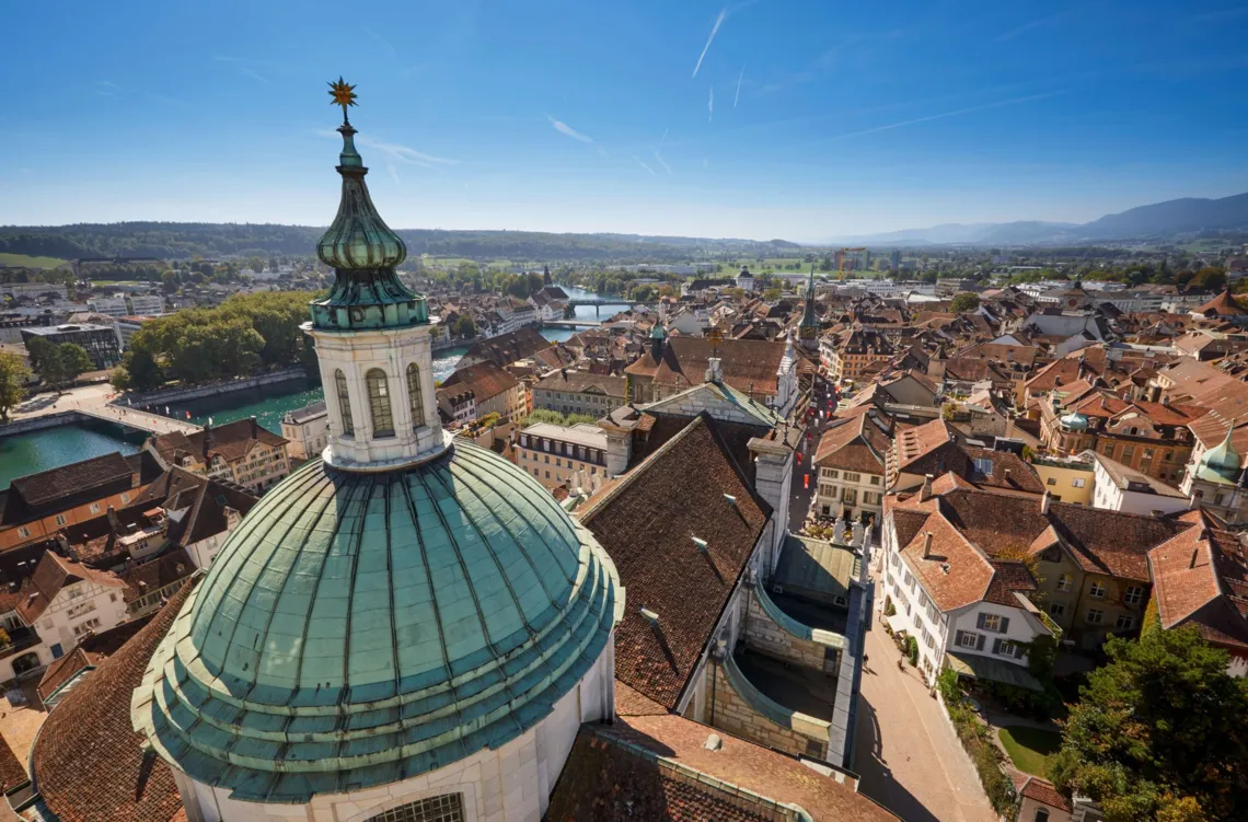 St.-Ursen-Kathedrale_Turm_klein©-Solothurn-Tourismus_Tino-Zurbrügg.jpg