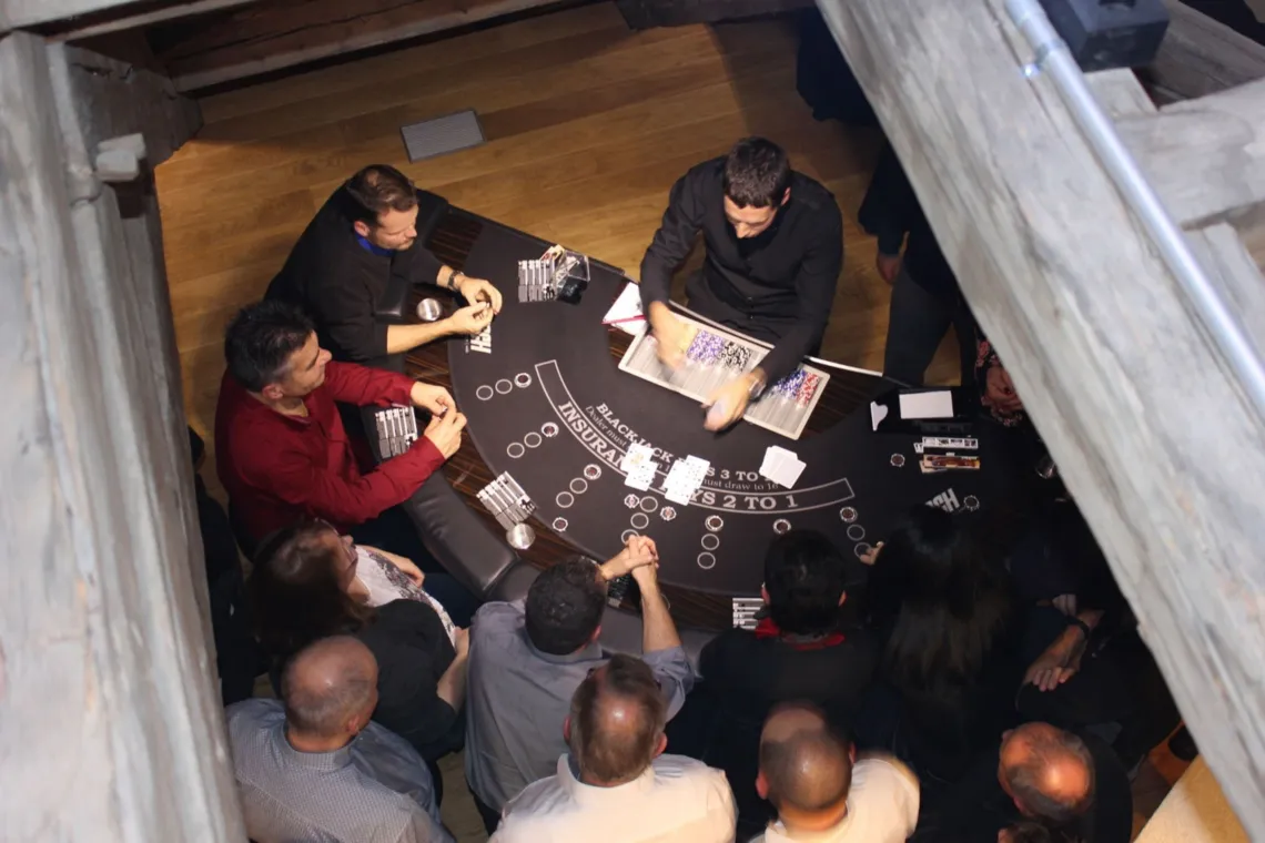Weihnachtsessen im Dachstock mit Teamevent