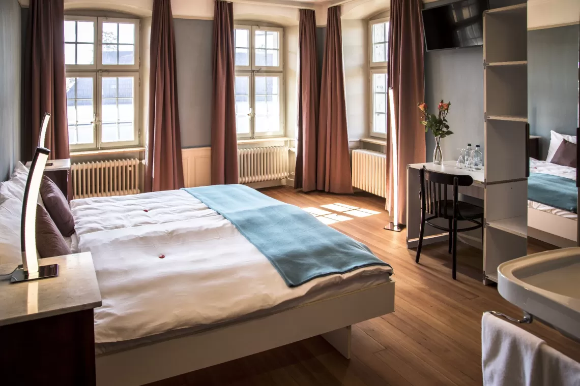 Lina Bögli Zimmer 28.jpg