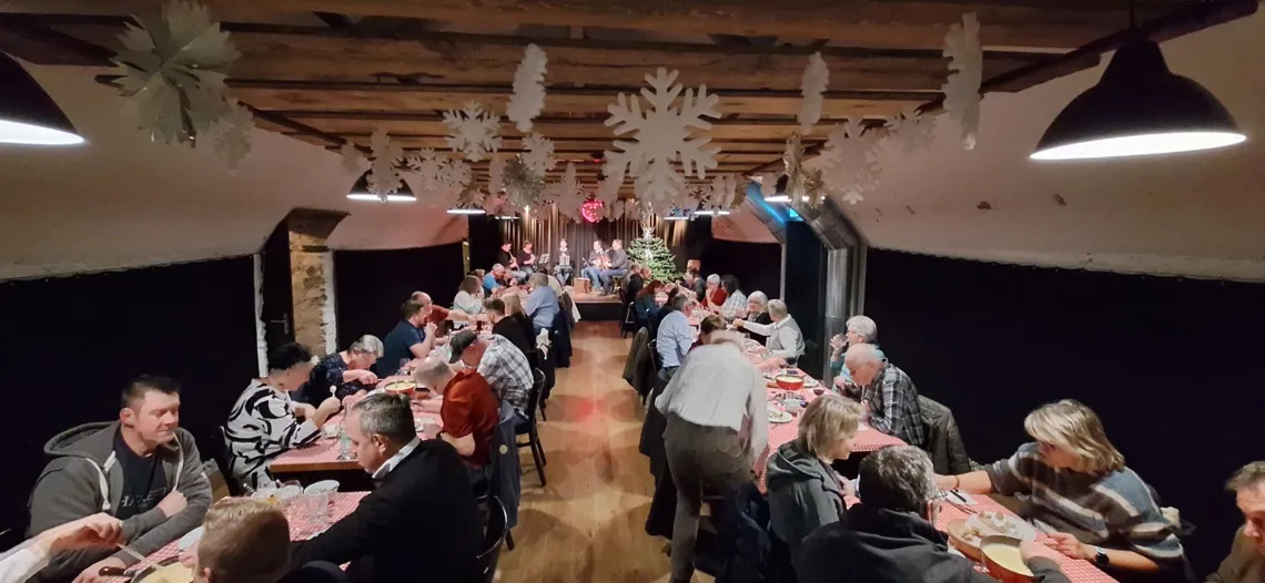 Fonduechalet2.jpg